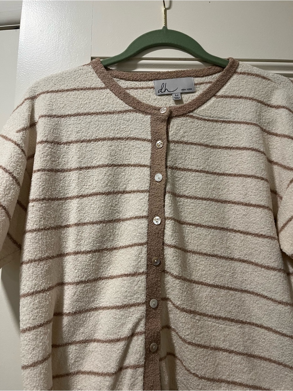 dh NEW YORK Cream & Brown Striped Button-Front Cardigan